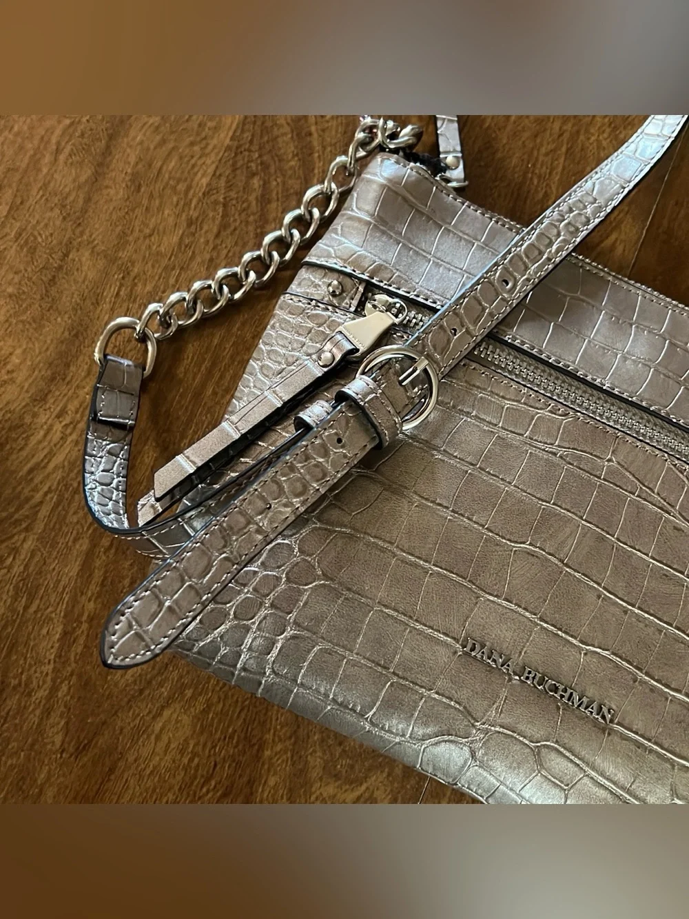 Dana Buchman Women’s Metallic Champagne Faux Leather Zip Chain Crossbody Bag NWT